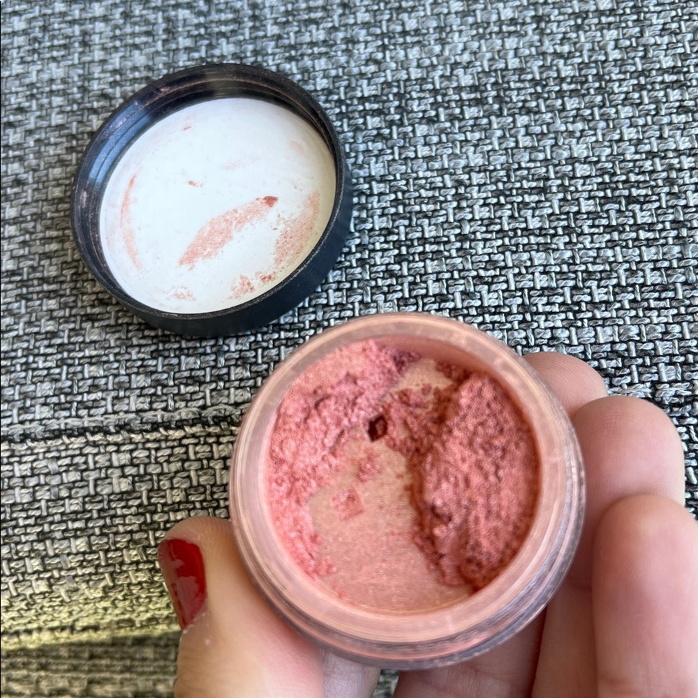 bareMinerals loose eyeshadow - Picture 5 of 5